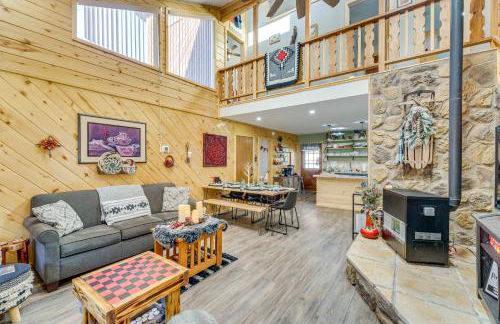 Less Than 1 Mi to Skiing Family-Friendly Red River Haven - Foto 1