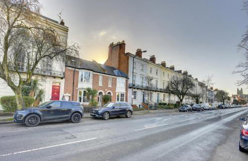 Regency Nest by Spa Town Property - Stylish 3 Bedroom Apartment on 2 Floors, Central Leamington Spa - Foto 31