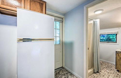 Outdoor Explorers! Roan Mtn Haven with On-Site Creek - Foto 7