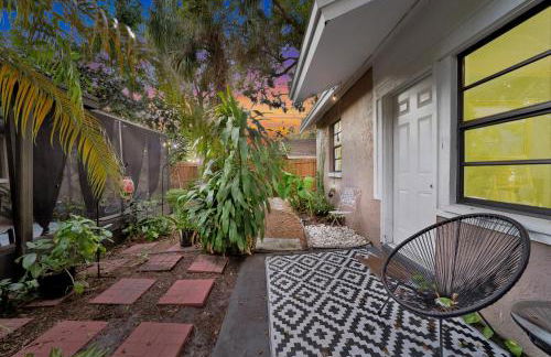 Zen Jungle House by Busch Gardens Sleeps 12 with Outdoor Games & Detached Play Space! - Foto 35