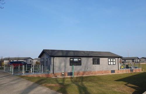 Routh 2-Bed Luxury Lodge Hot Tub & Lake View - Foto 40