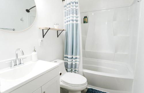 Tranquil Luxury: Modern Comfort! - Foto 18