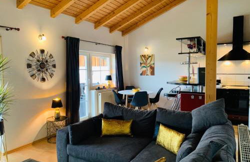 Apartment "Im Sonneneck" bis 4 Personen mit Parkplatz, W-LAN, Netflix im Thüringer Wald, Schleusingen - Foto 1