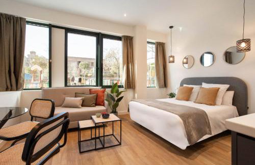 Catalina en Madrid - Photo 3