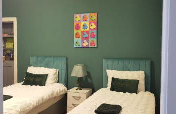 Parkside 2 bedrooms appartment with encolsed garden - Foto 5