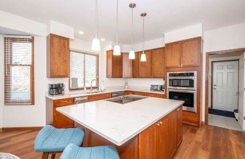 Luxurious Dream Home - For 10 - Photo 2