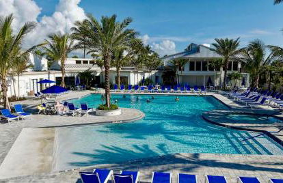 Beachfront paradise Ocean Village Golf Tennis Several heated pools Tiki bar Pickleball insite sports bar and restaurant and much more - Foto 18