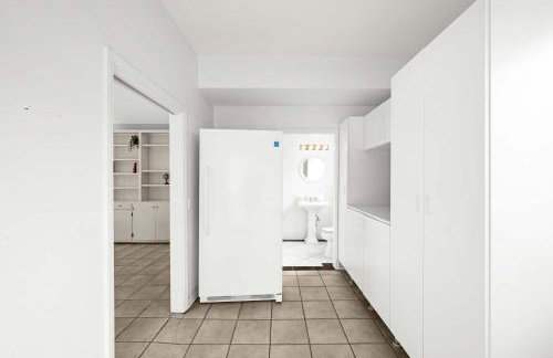 Spacious 5BR LA Villa with Pool Spa & Game Room - Foto 72