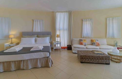 Black Diamond Beachfront Pool Villa Pasithea in Sounio, Athens - Foto 3