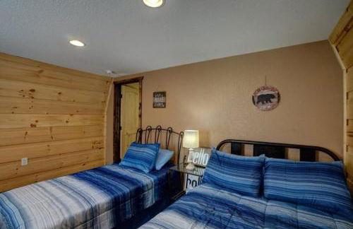 Dragon's Nest Cabin with Mountain Views - Foto 20