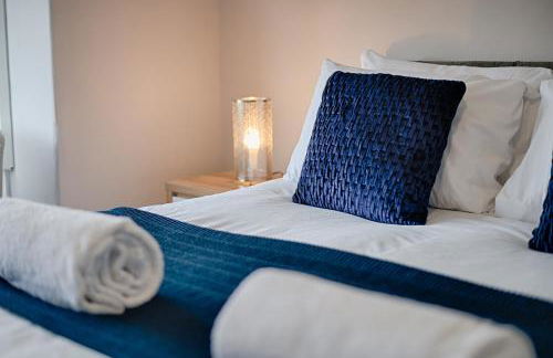 Double Room - Kitchen - Parking - Near Shops - Foto 6