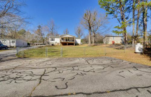 Deck, Grill and Dock Access Lake Keowee Retreat! - Foto 23
