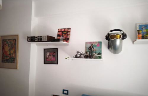 Grand F2 60mq centre Antibes, proche plages, commerces, 2 balcons, parking, train, bus, deco vintage, pet friendly - Foto 32