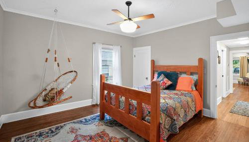 The Cherry St House|Dog Friendly |Sleeps 10 |Near MSU - Foto 4