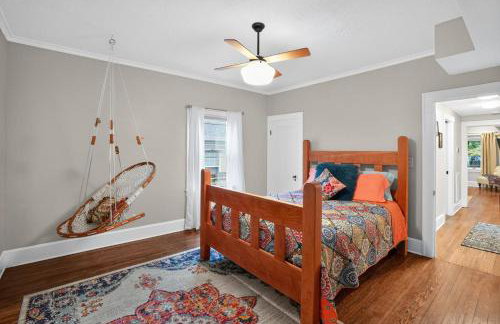 The Cherry St House|Dog Friendly |Sleeps 10 |Near MSU - Foto 4
