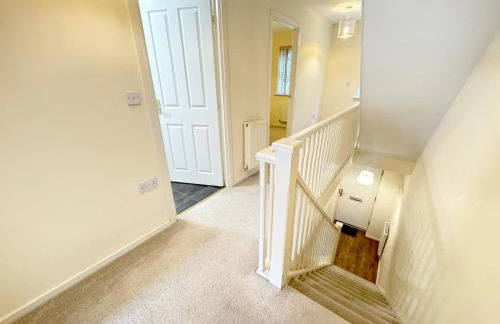 Family home close to Shrewsbury Town centre - Photo 19