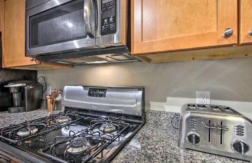 Inviting Salem Apartment Near Waterfront and Museums - Foto 18