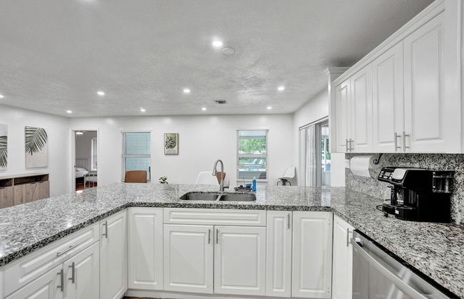 Villa Royale 4 BR Home w Pool & Hot Tub - Foto 18