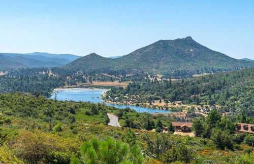 A LIVING CANVAS Amazing Lake View Custom Home - Foto 12