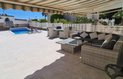 Villa Pinar with private pool house - Foto 36