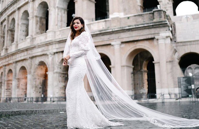 Wedding Honeymoon Photoshoot in Rome - Photo 38
