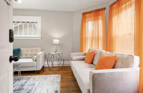 Modern 2BR Mins to Univ, Zoo, Destiny, Downtown - Foto 4