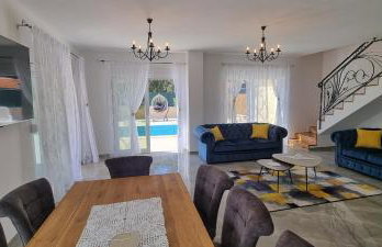 Villa Lukas&Ana s bazenom,dječjim igralištem - Photo 36