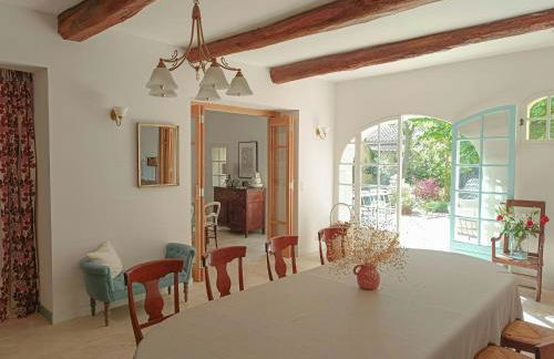 Artist's Villa With Pool Near Aix-En-Provence - Foto 18