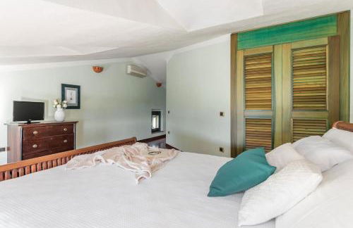 Villa Ray - Front row beachfront with garden - Foto 18