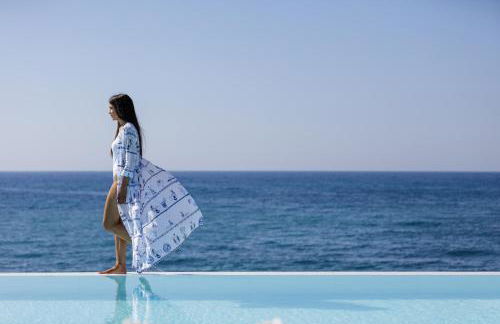 Hermes Grand Luxury Beachfront Villa & Spa, By ThinkVilla - Foto 1