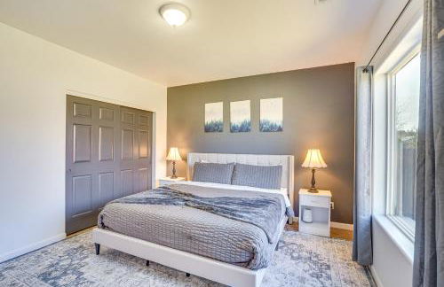 Charming Bend Home with Porch and Yard Great Location - Foto 10