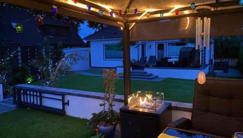 Luxuriöses Ferienhaus Anita mit Pool, Whirlpool und Sauna nahe Timmendorfer Strand, Travemünde und Lübeck - Foto 2