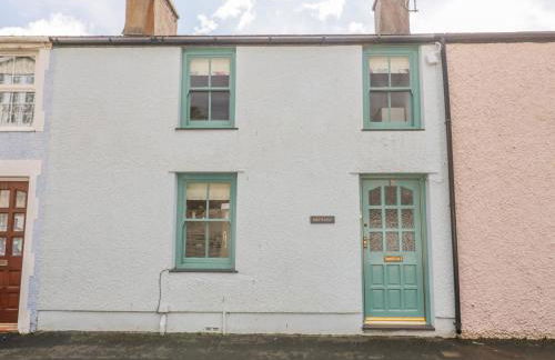 Bryn Haf, New Street - Photo 1