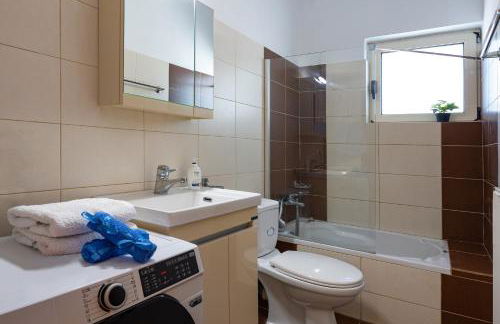 Queen Electra with pool and tennis court - Photo 14