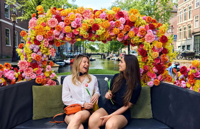 Passeio de barca de flores pelos canais - Foto 3