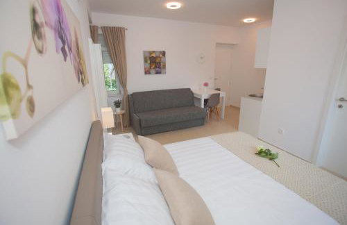 Split Summer Lounge Apartments - Photo 8