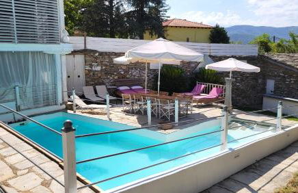 Villa Domatia - Photo 4