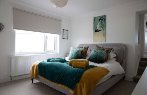 Stunning 2 Bed Apartment with Sea Views - Foto 2