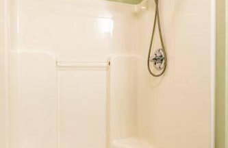 The Queen Place - Updated-Private Backyard - Foto 7