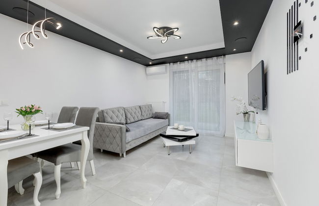 Apartment & Garden by Renters Prestige - Photo 20