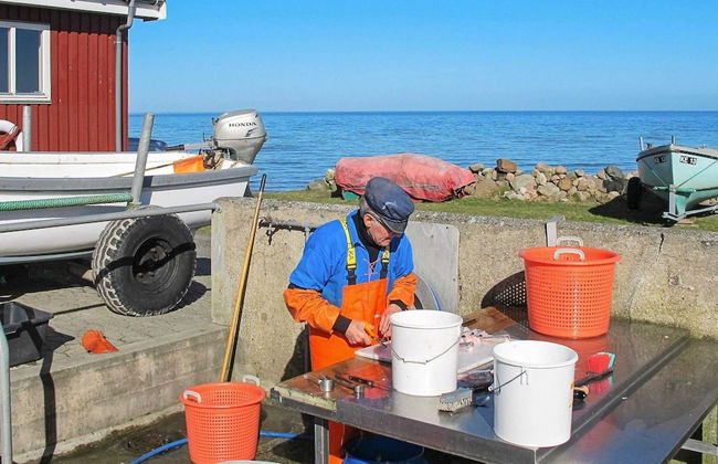 6 Person Holiday Home in Stroby - Foto 13