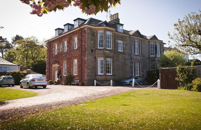 Inchgarry Court Main - Photo 15