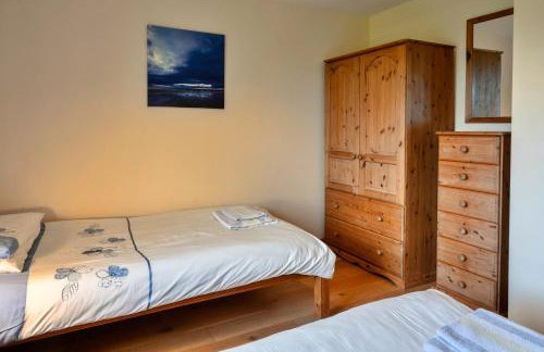 Finest Retreats - Tarkas Holt Log Cabin, Stowford - Foto 21