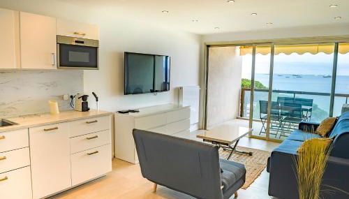 STUDIO Luxe CENTER BAY 4 - Photo 1