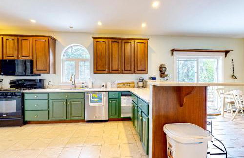 Maine Country Getaway - Photo 7