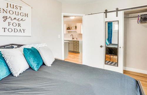 Pet-Friendly Watertown Home about 1 Mi to Downtown! - Foto 11