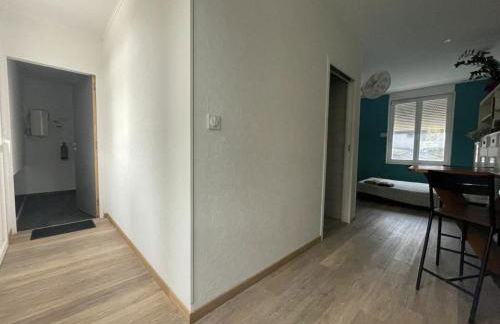 Studio au calme rénové 2023 avec garage - Foto 9