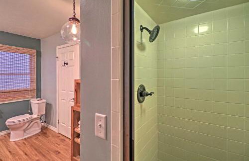 Riverside Hide-A-Way with Patio, BBQ, Fishing Pier - Foto 16