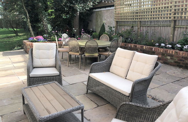 Lyndhurst - Photo 10