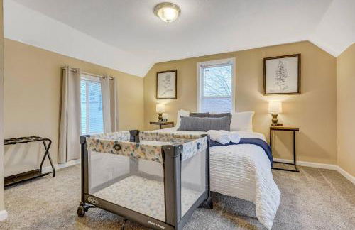 Downtown Launchpad for Urban Explorers | Fireplace - Foto 25